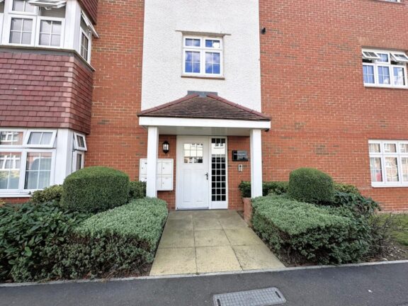 8 Whitbread Court Image