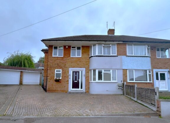 7 Ringwood Close Image